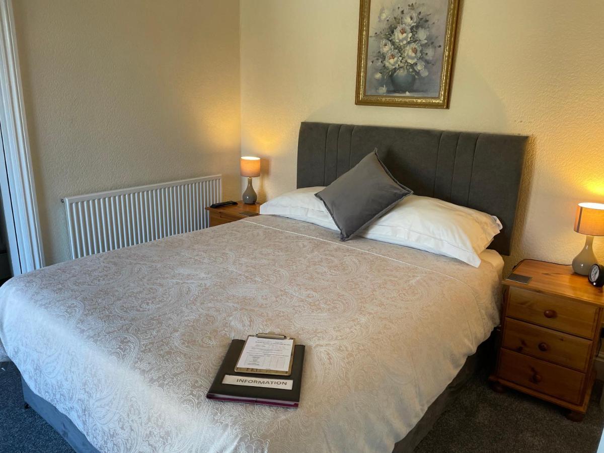 Bron Menai Guest House Caernarfon Buitenkant foto