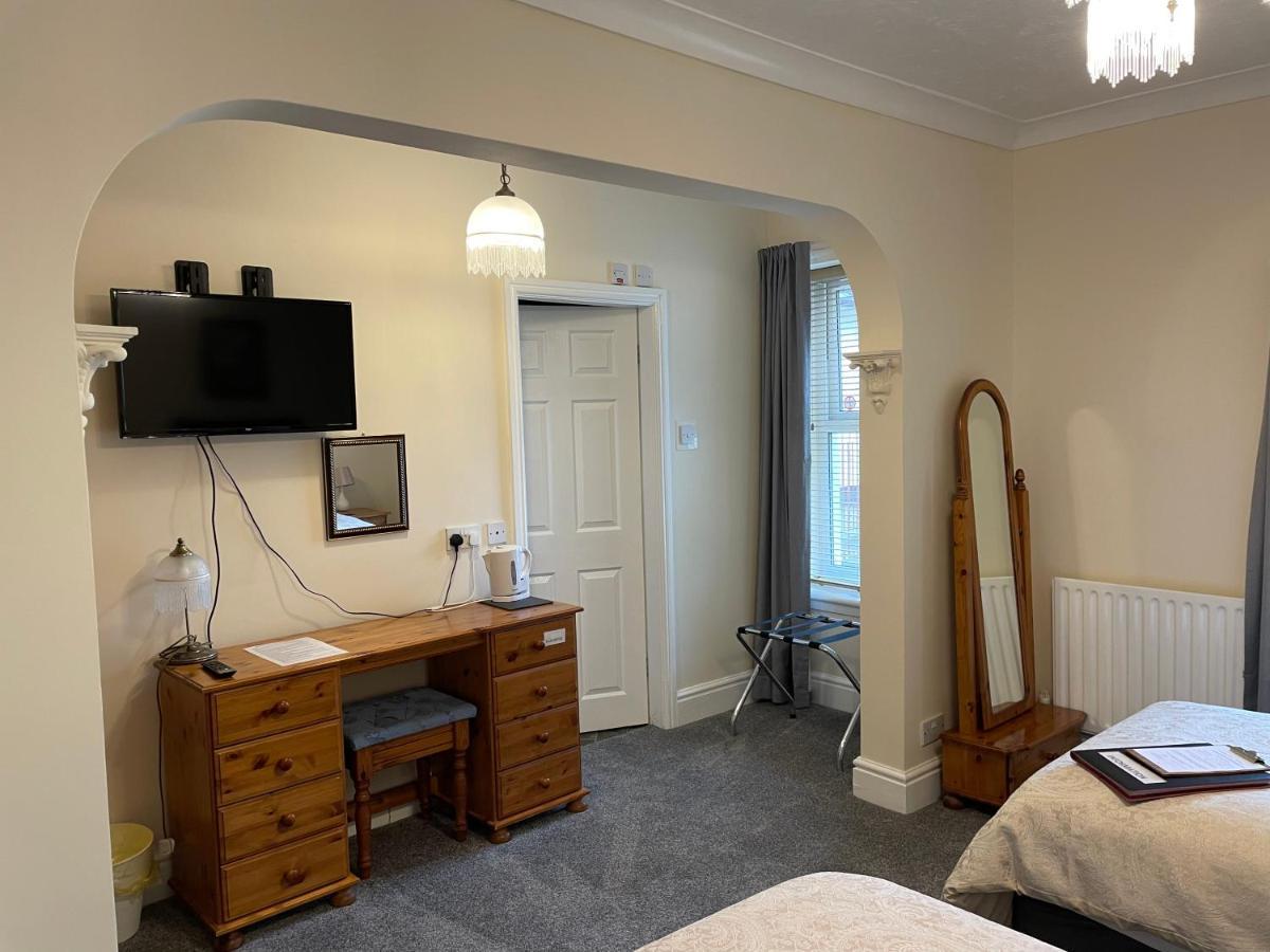Bron Menai Guest House Caernarfon Buitenkant foto