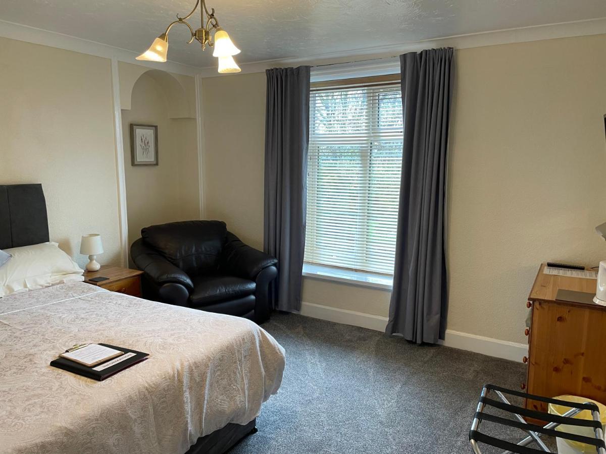 Bron Menai Guest House Caernarfon Buitenkant foto