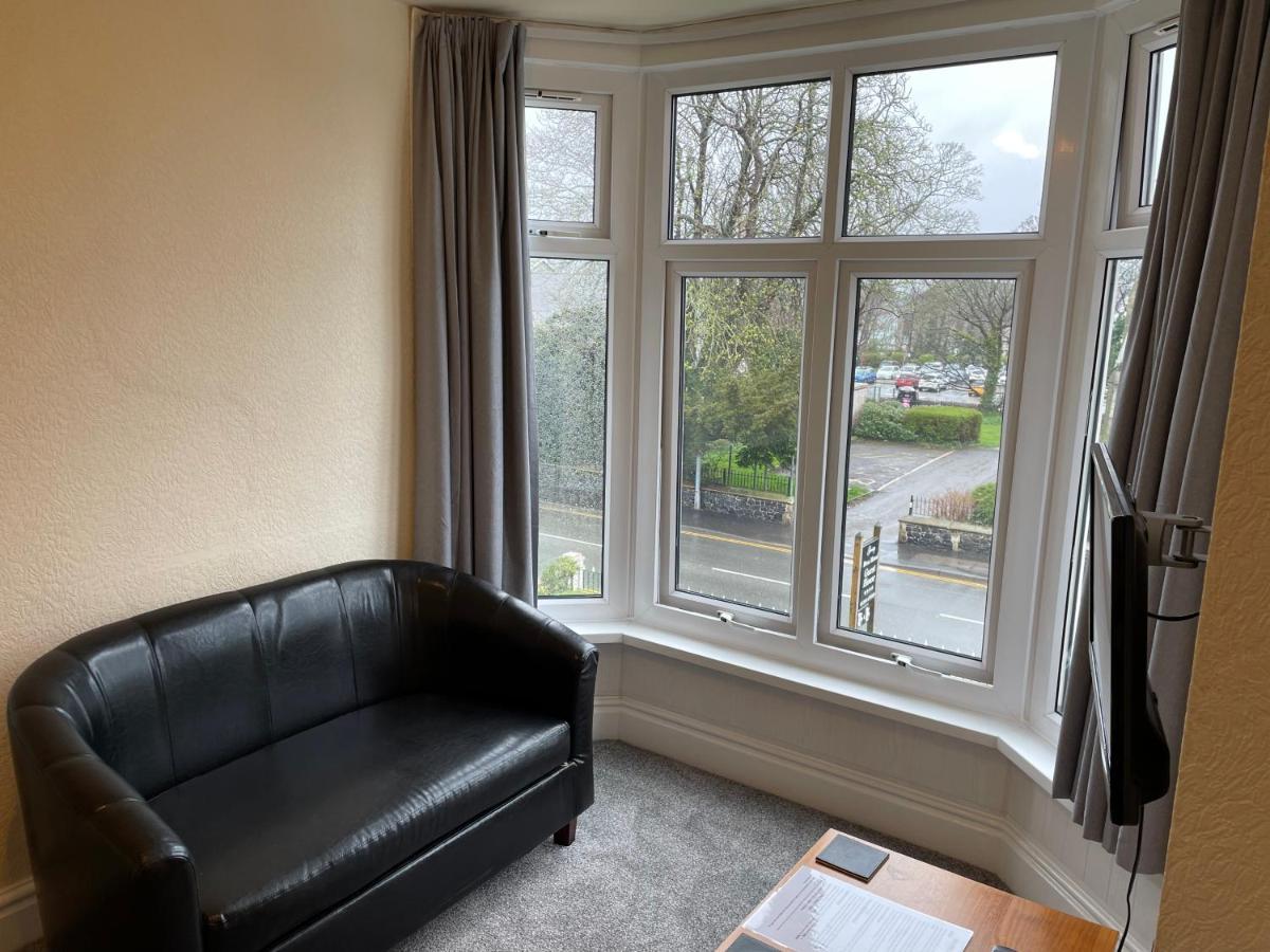 Bron Menai Guest House Caernarfon Buitenkant foto