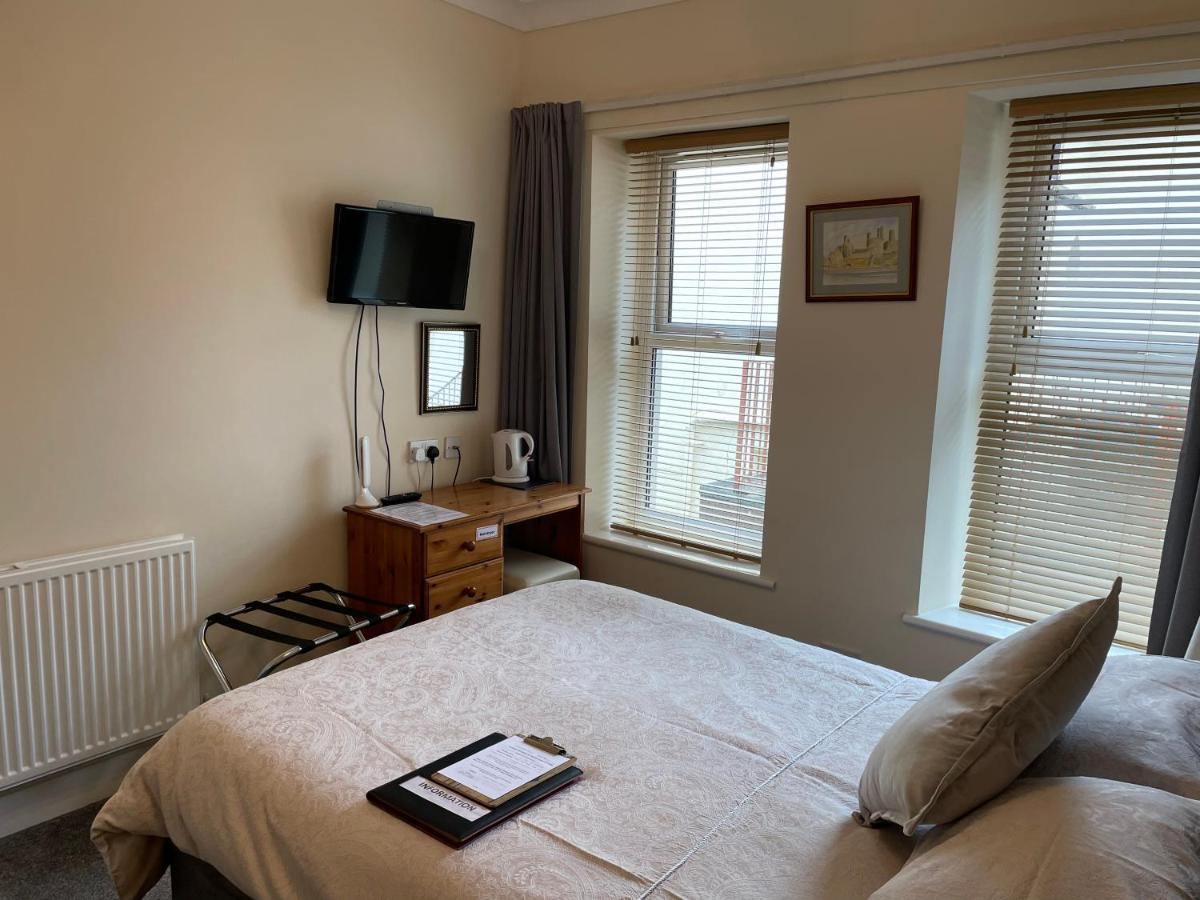 Bron Menai Guest House Caernarfon Buitenkant foto