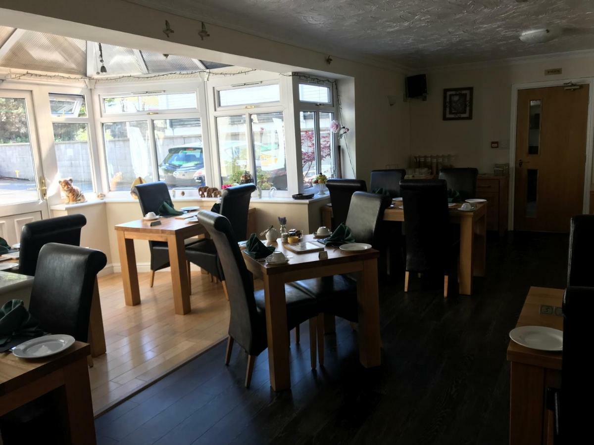 Bron Menai Guest House Caernarfon Buitenkant foto